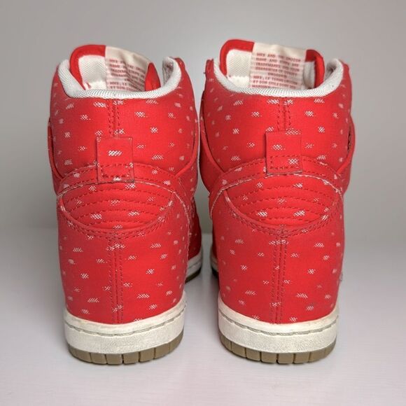 Nike Dunk Sky Hi Hidden Wedge Lace Up Women’s Size 6 Sneaker Shoe Hyper … - Picture 3 of 10